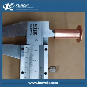 Đinh tán gốc cho phụ tùng xe tải Sinotruk HOWO 189000340068 8x24 10x24